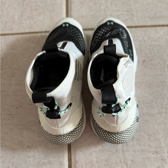 Under Armour Waterproof Shoes - Picture 2 of 5